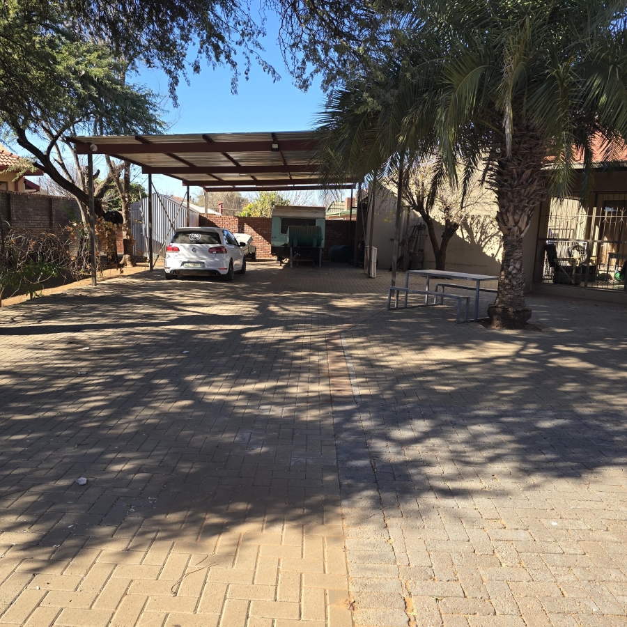 3 Bedroom Property for Sale in Kuruman Northern Cape